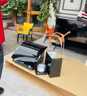 Fresh in Box Midea 60cm Electric Heat Extractor.