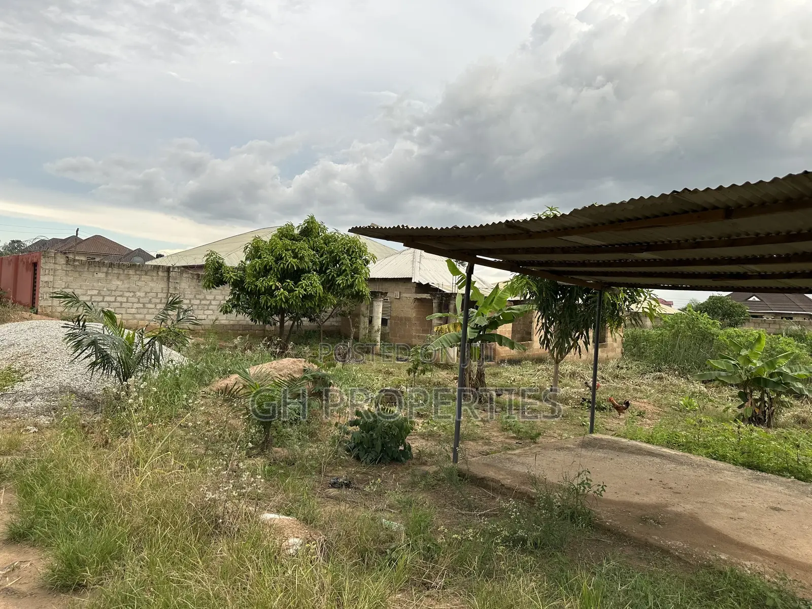 One Plot for Sale at Sokoban,Ampabame.