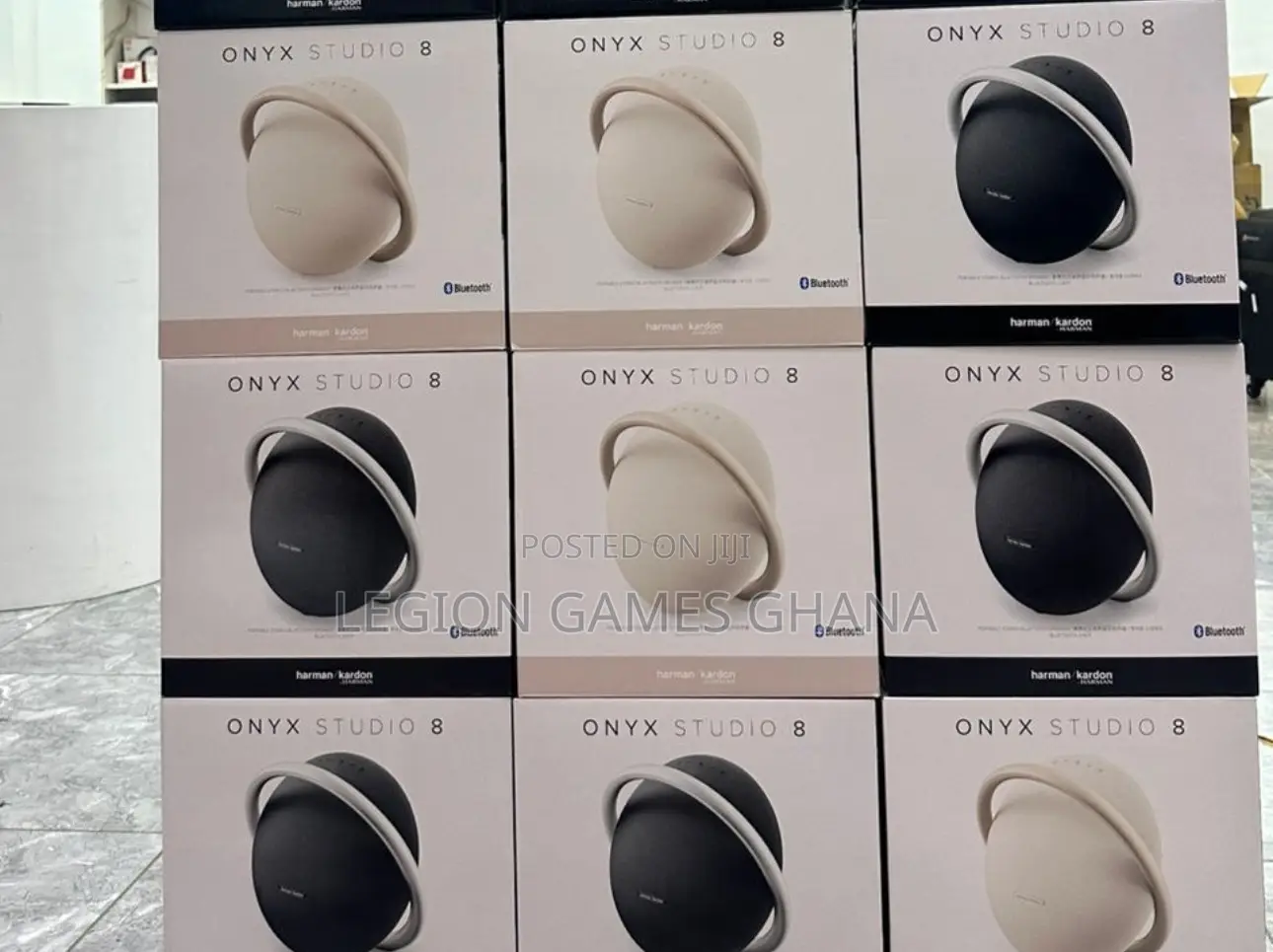 Onyx Studio 8