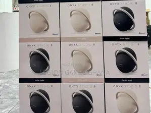 Onyx Studio 8