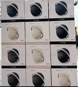 Onyx Studio 8