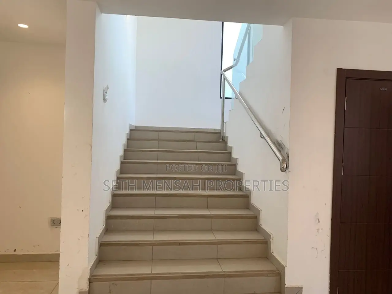 4bdrm House in Skm, Adjiriganor for sale