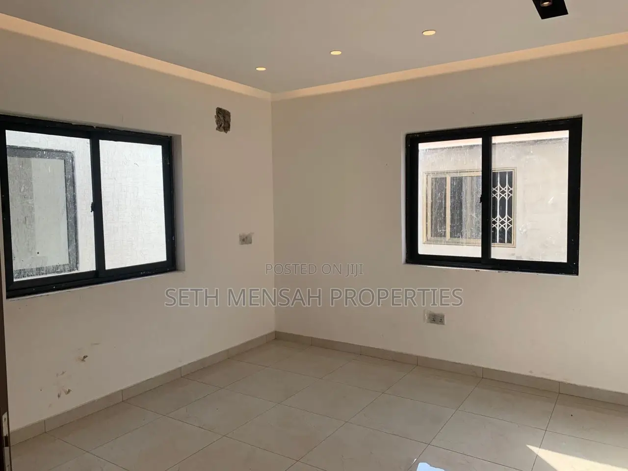4bdrm House in Skm, Adjiriganor for sale