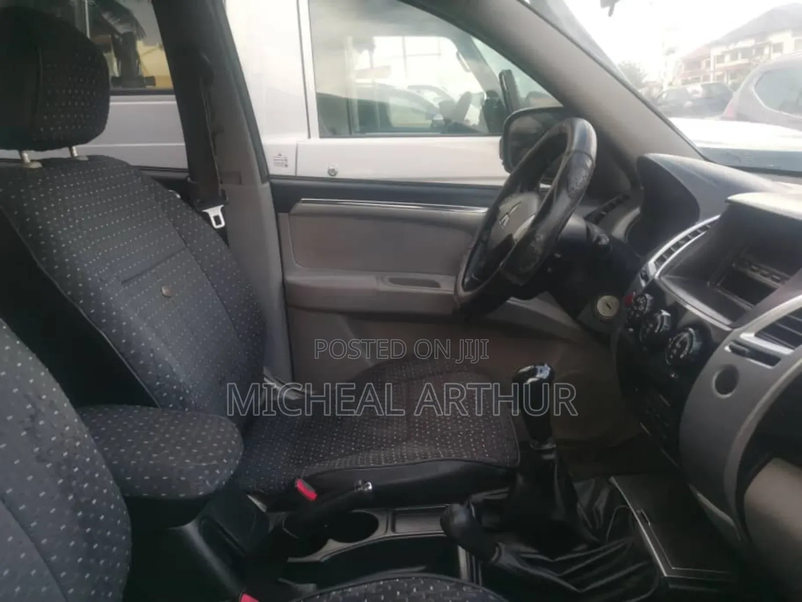 Mitsubishi Pajero 3.2 Di-Dc GLS 2011 Black