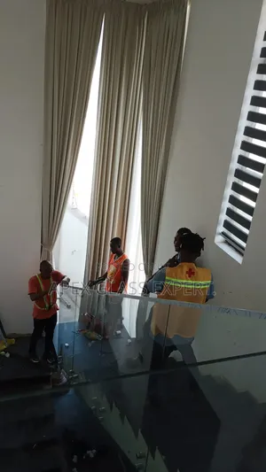 Staircase Balustrade Installation by Apexglassexpertteam