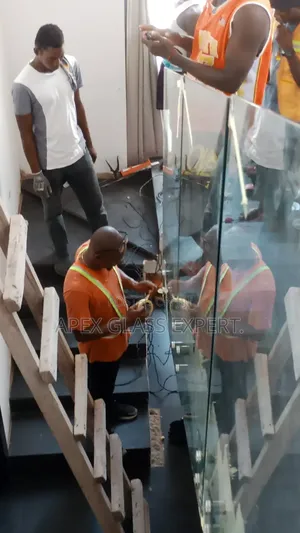 Staircase Balustrade Installation by Apexglassexpertteam