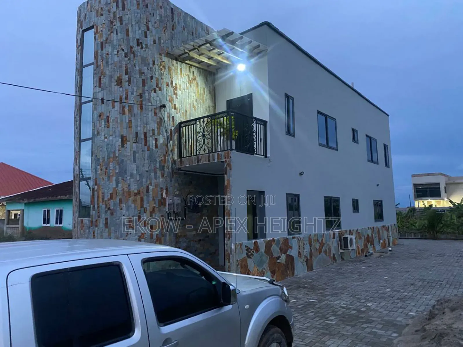 2 Bedroom Fully Furnished Apartment-Short Stay/O’Lleaf Suite