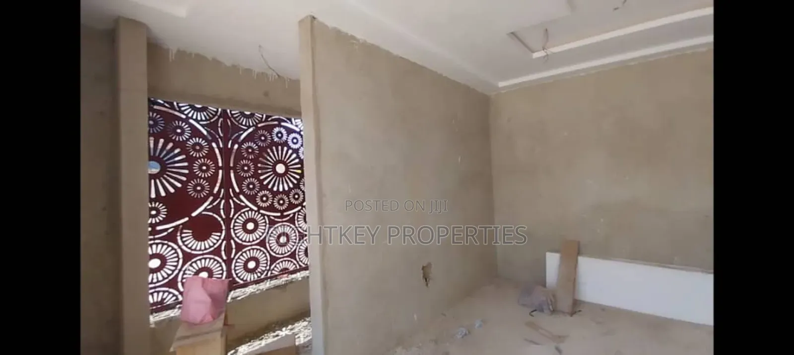 4bdrm Duplex in Rightkey, Kumasi Metropolitan for sale