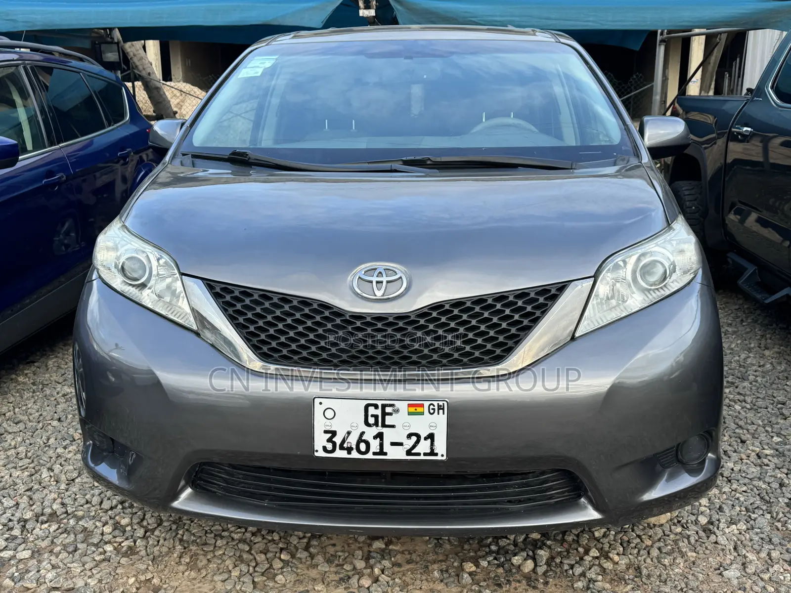 Toyota Sienna LE 8 Passenger 2012 Gray