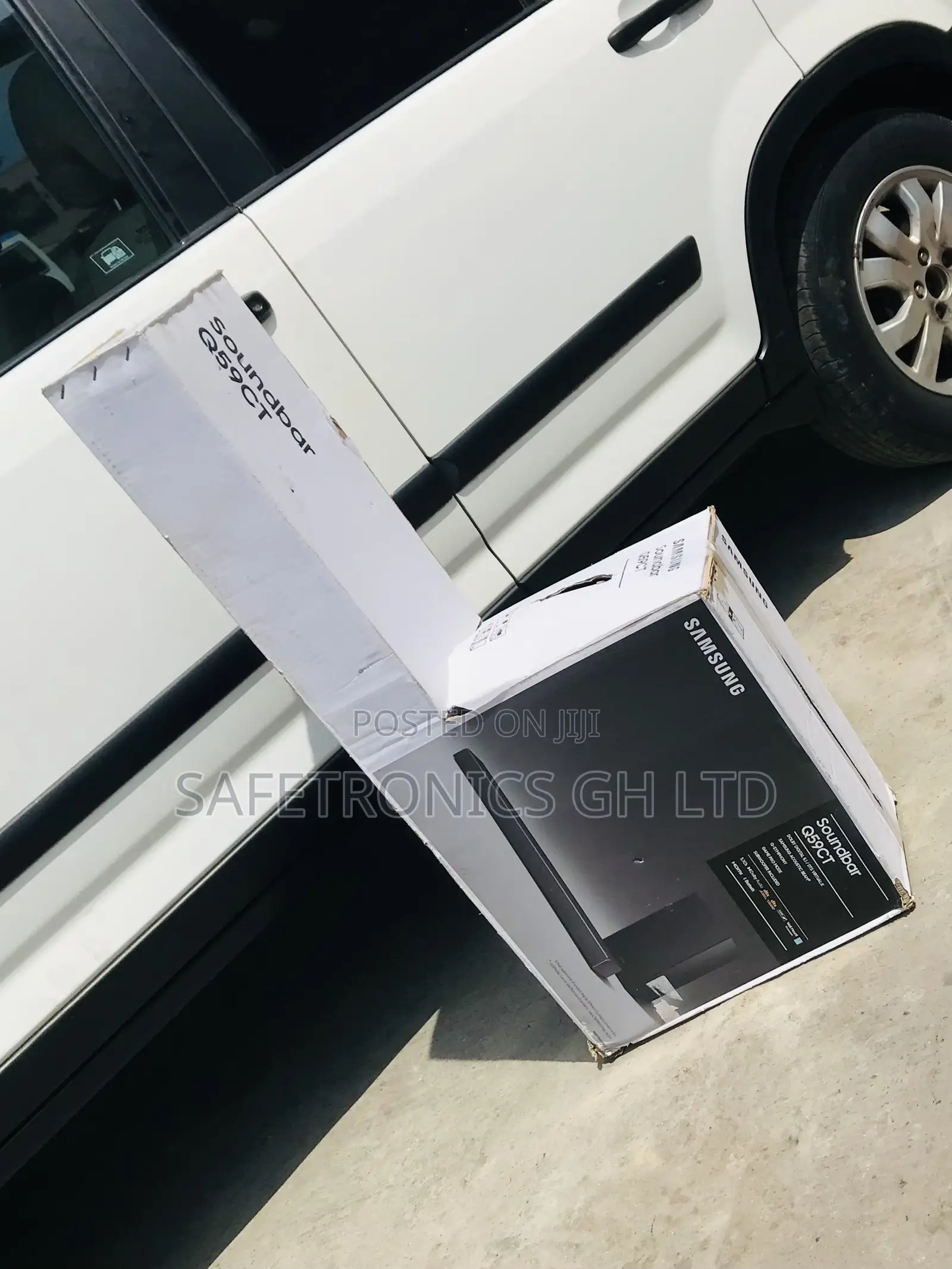 Unique (Black) Samsung Q59CT Bluetooth Soundbar