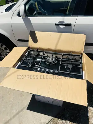 Newly Sealed in Box 5burner Gas Inbuilt Auto Ignition 90cm