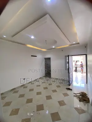 Chamber and Hall Self Contain