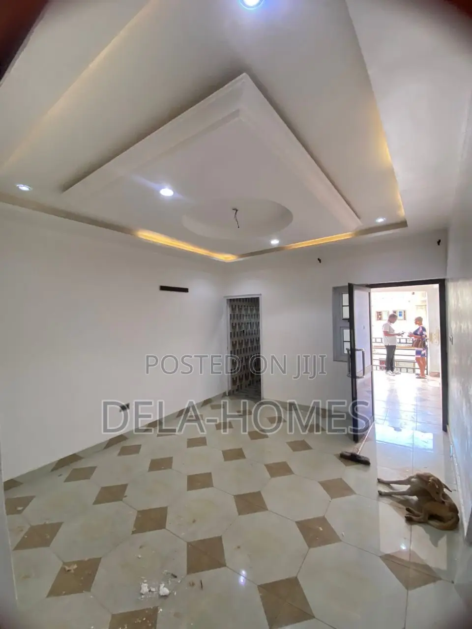 Chamber and Hall Self Contain