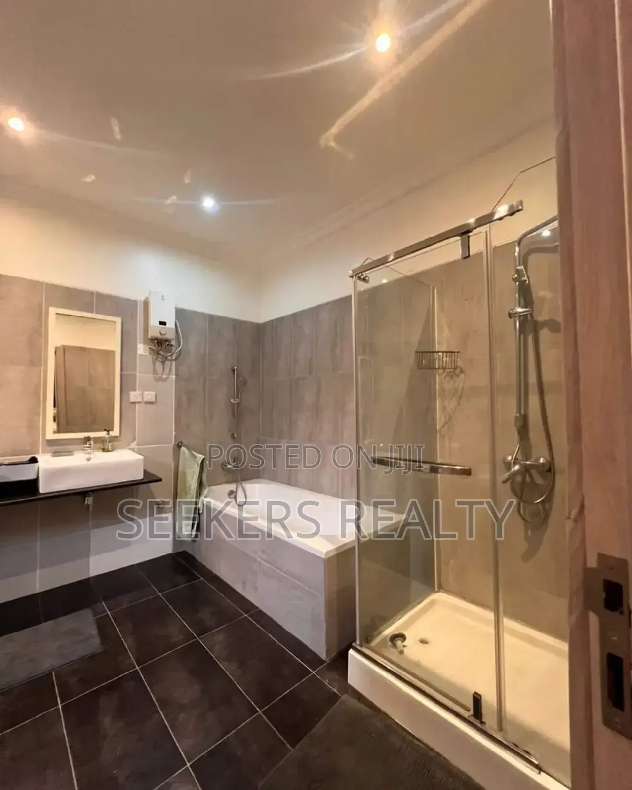Furnished 3bdrm Apartment in Seekers Realty., Cantonments for rent