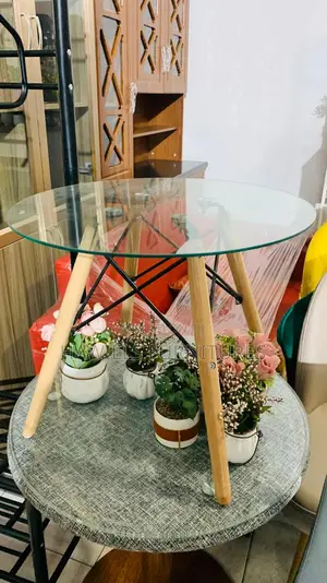 Coffee Desk With Plain Glass