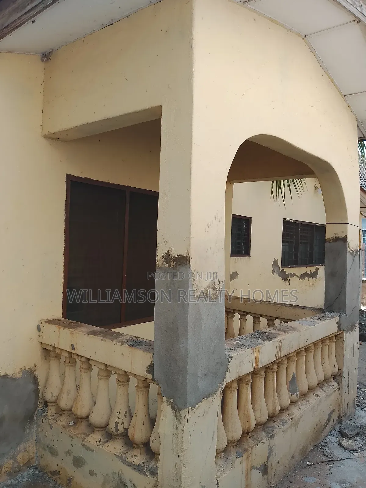 1bdrm Apartment in Hfc Estate Area, Spintex for rent