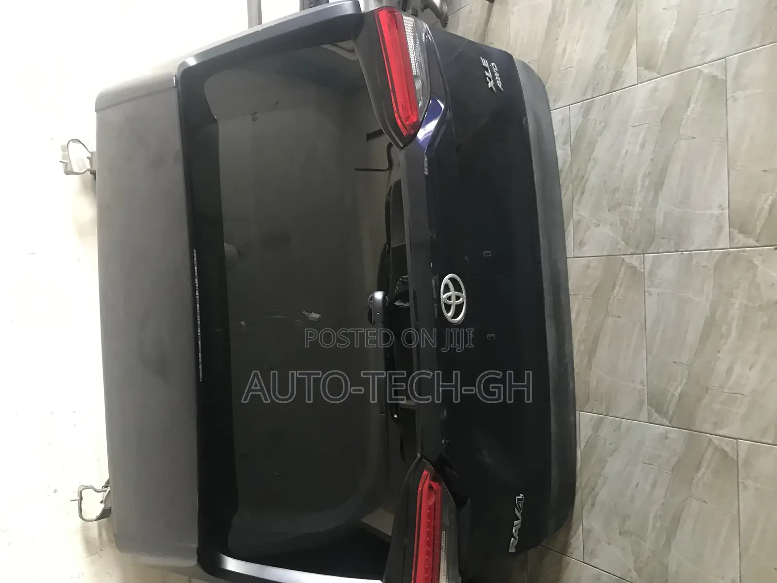 Toyota Rav4 2019 2020 Booth.