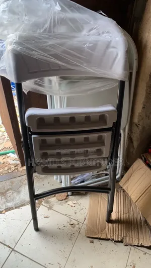 White Foldable Chair