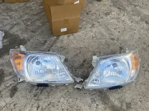 Toyota Hilux Vigo 2008 Headlight