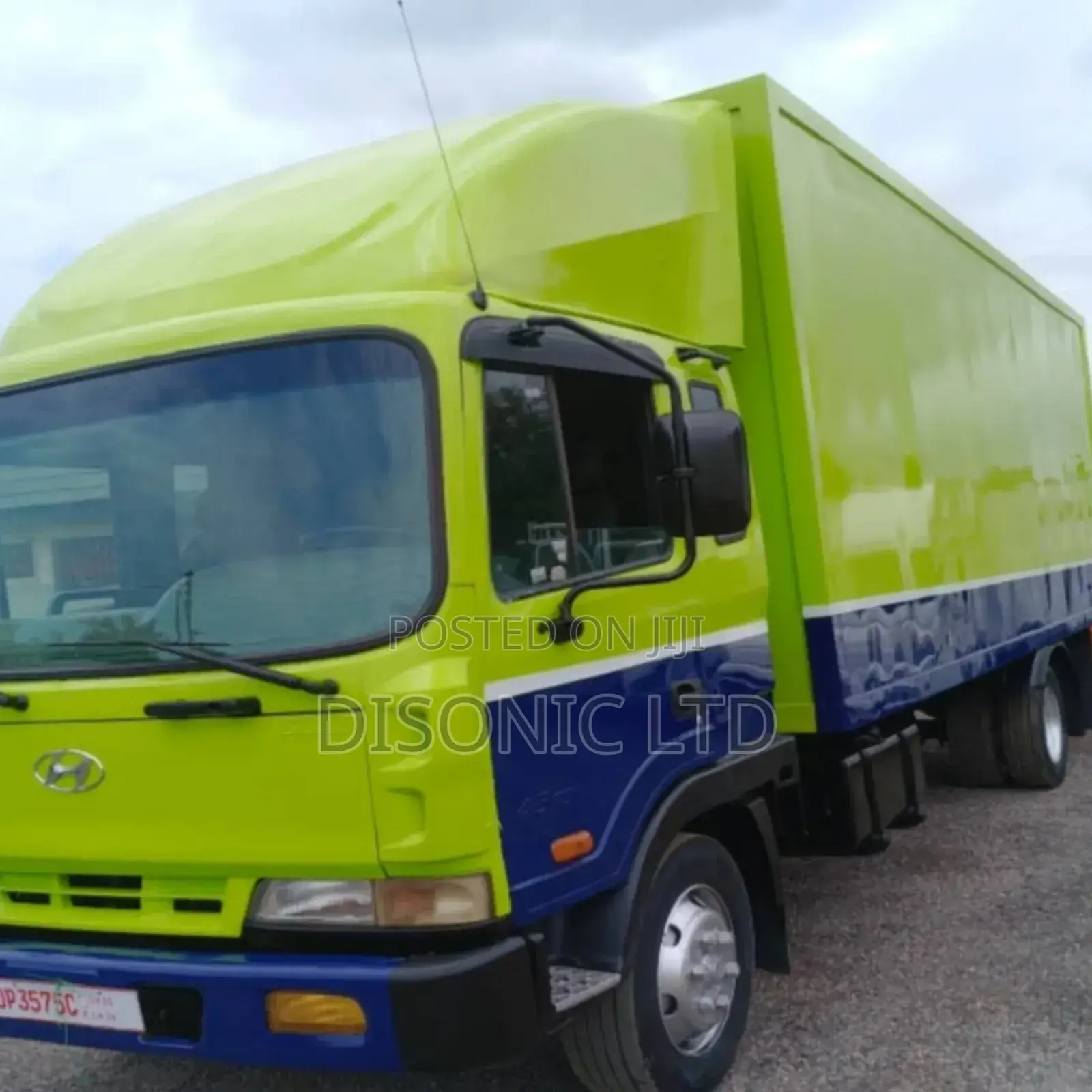 Hyundai County 2004 Green
