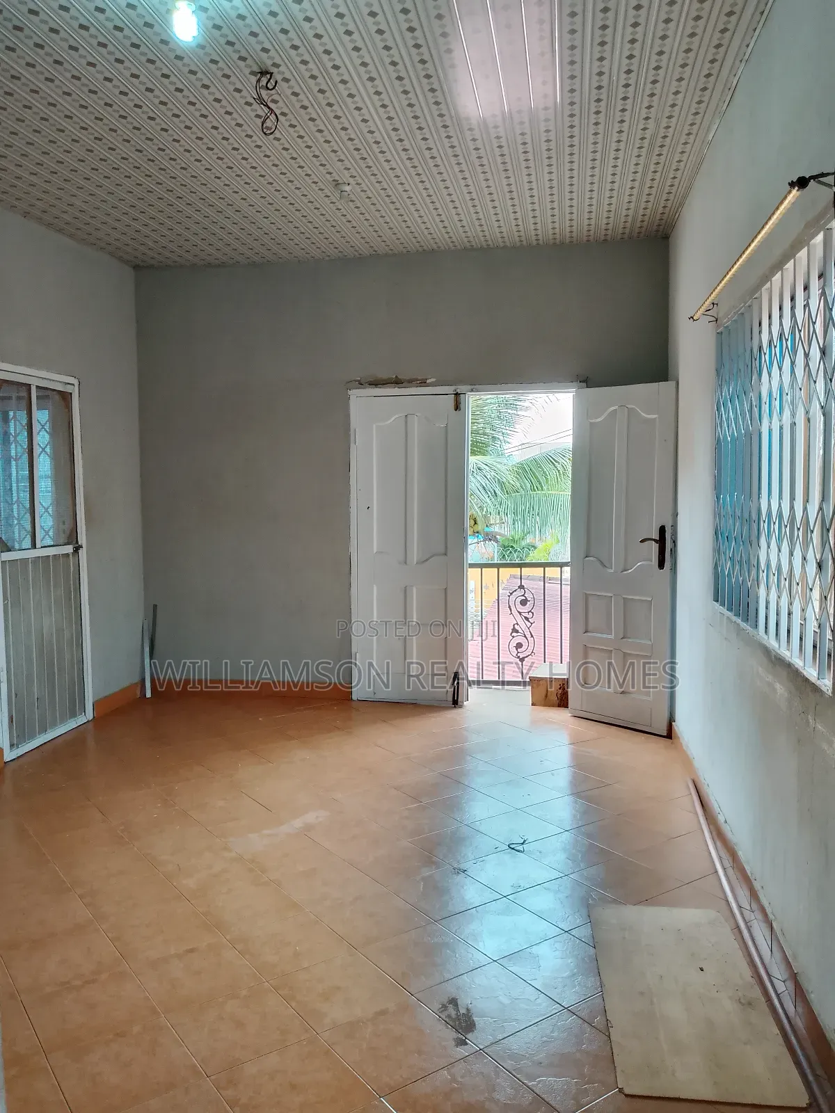 3bdrm Apartment in Community 18 Area, Spintex for rent