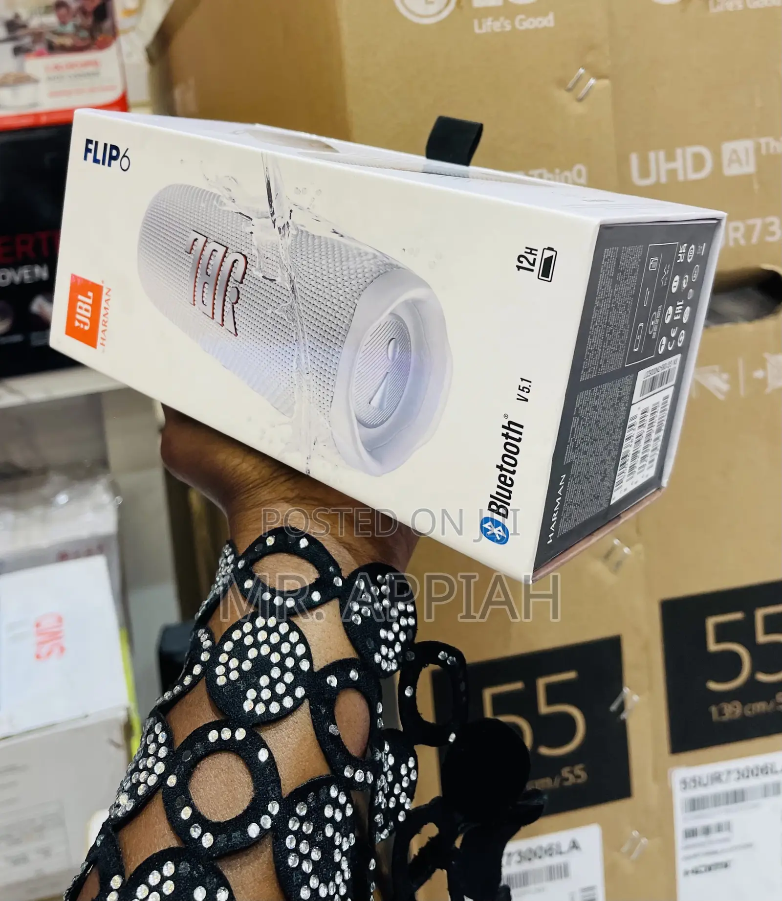 High Quality JBL Flip 6 Portable Bluetooth Speaker(White)