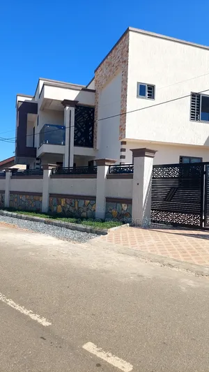 4bdrm House in Kg. Franco, Spintex for sale