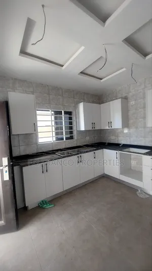4bdrm House in Kg. Franco, Sakumono for sale