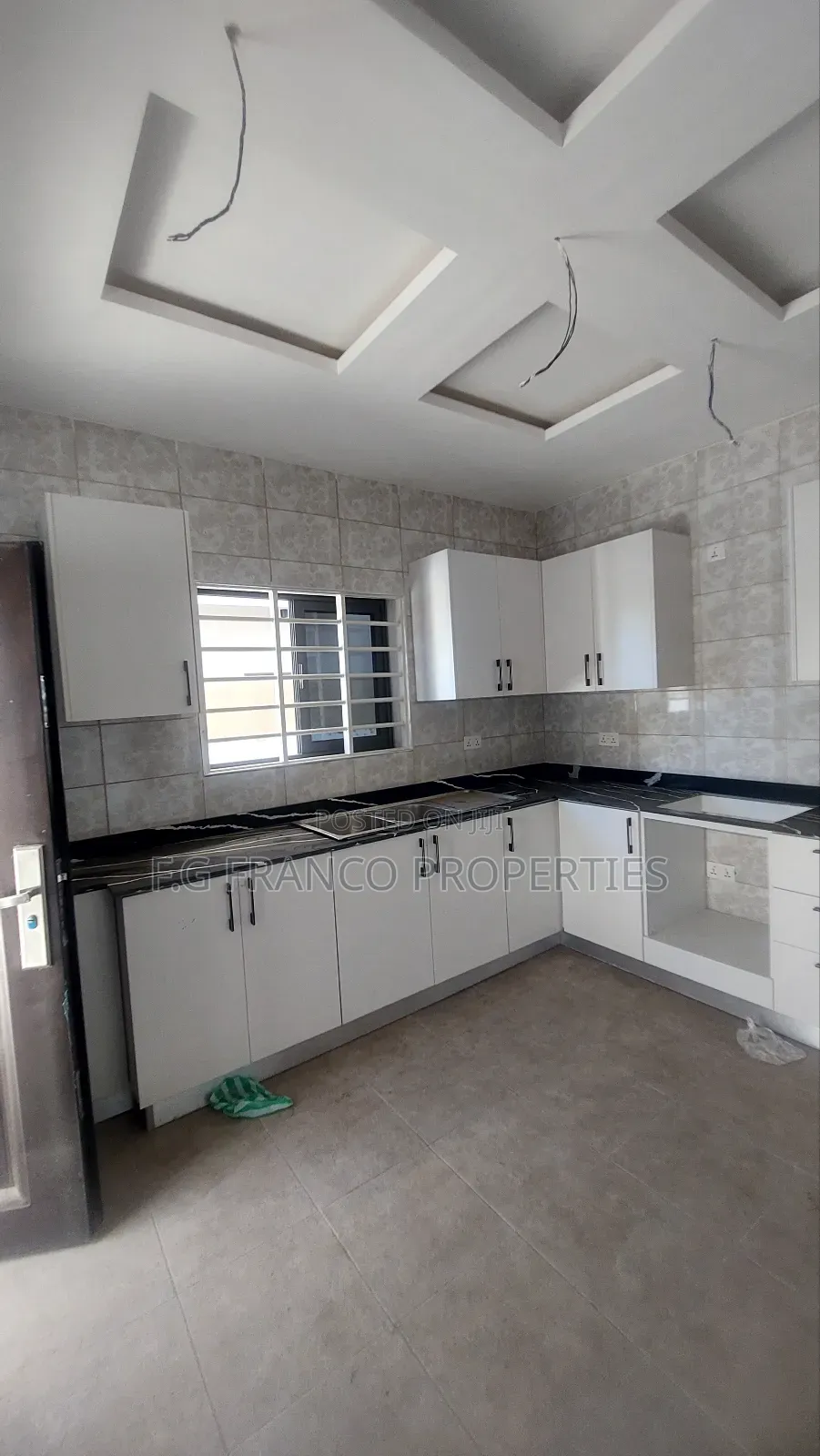 4bdrm House in Kg. Franco, Sakumono for sale