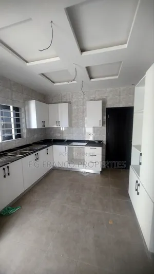 4bdrm House in Kg. Franco, Sakumono for sale