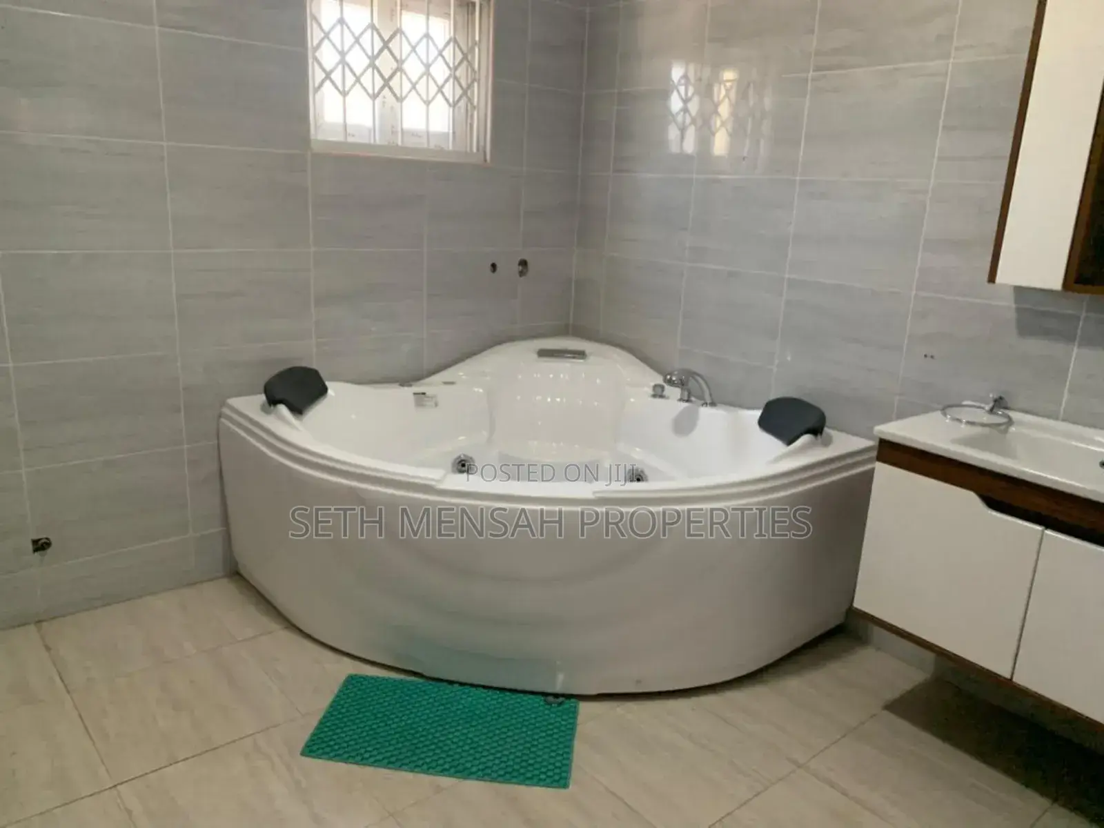 Furnished 4bdrm House in Skm Properties, Achimota for rent