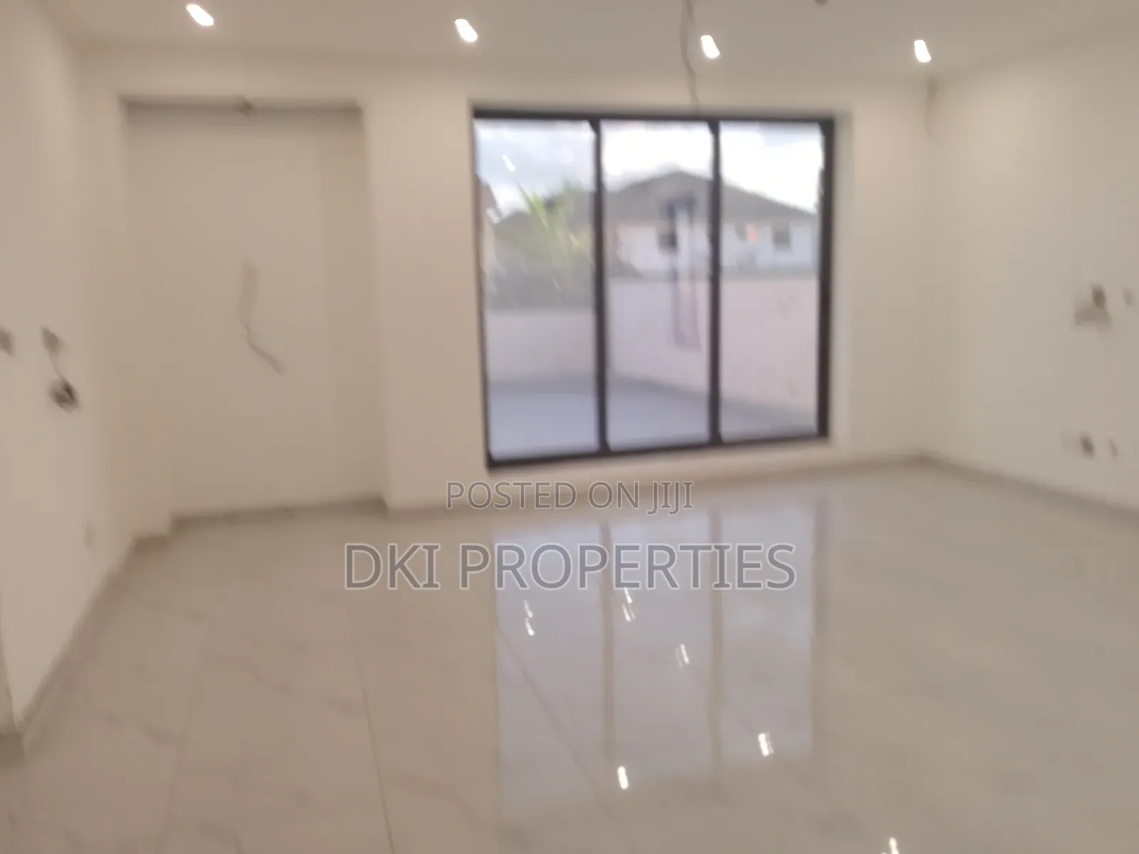 4bdrm House in Dki Properties, New Legon for sale