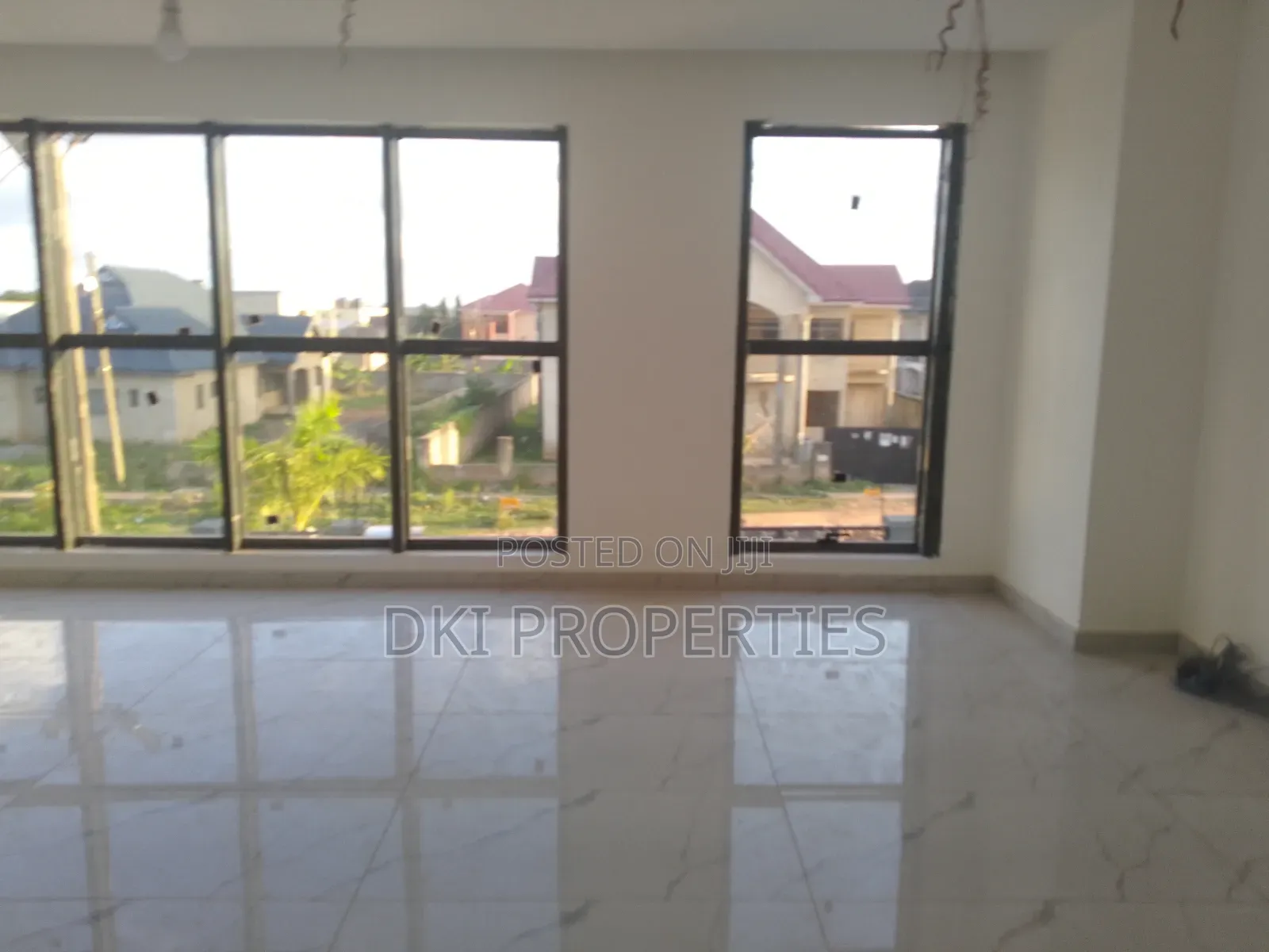 4bdrm House in Dki Properties, New Legon for sale