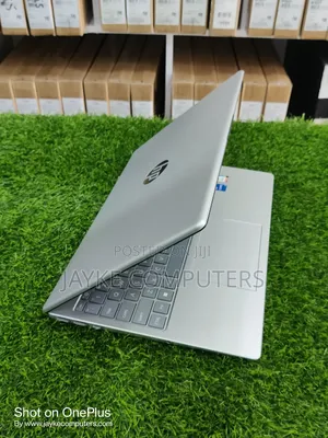 New Laptop HP 15 16GB Intel Core I5 SSD 1T