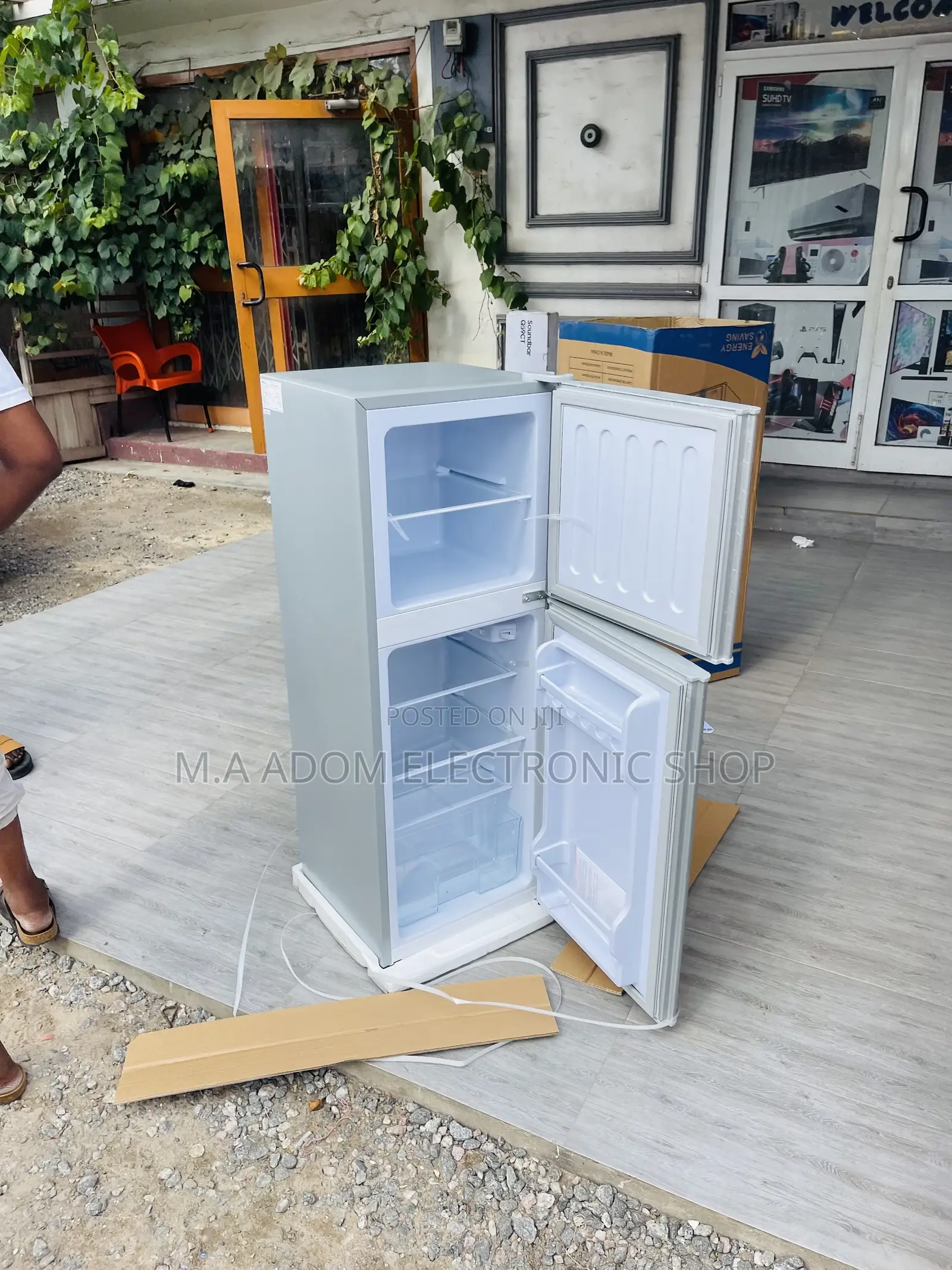 Fast Chilling Nasco Nasf2-130 110L Electric Fridge,Silver.