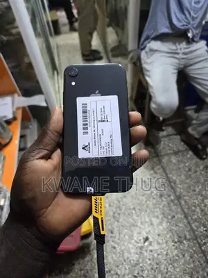 New Apple iPhone XR 64 GB Black