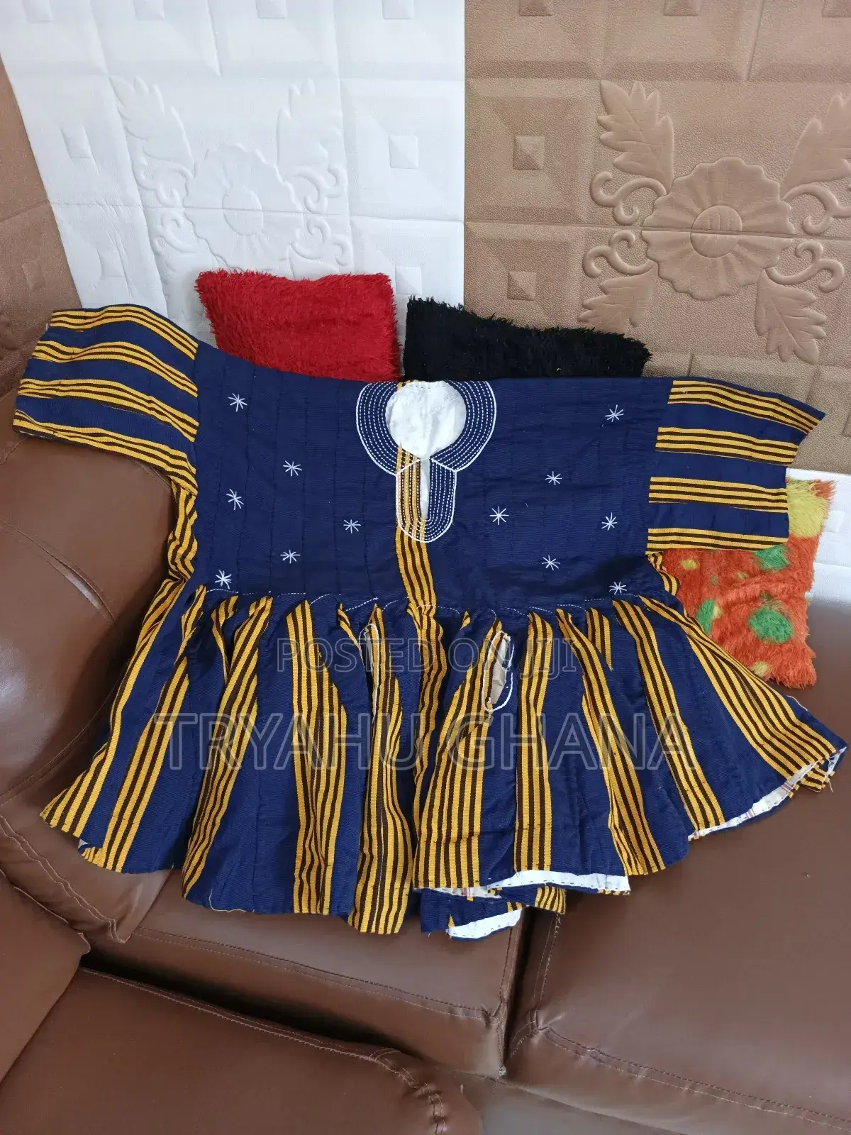 Authentic Handcrafted Northern Ghanaian Men’S Smocks 4sale