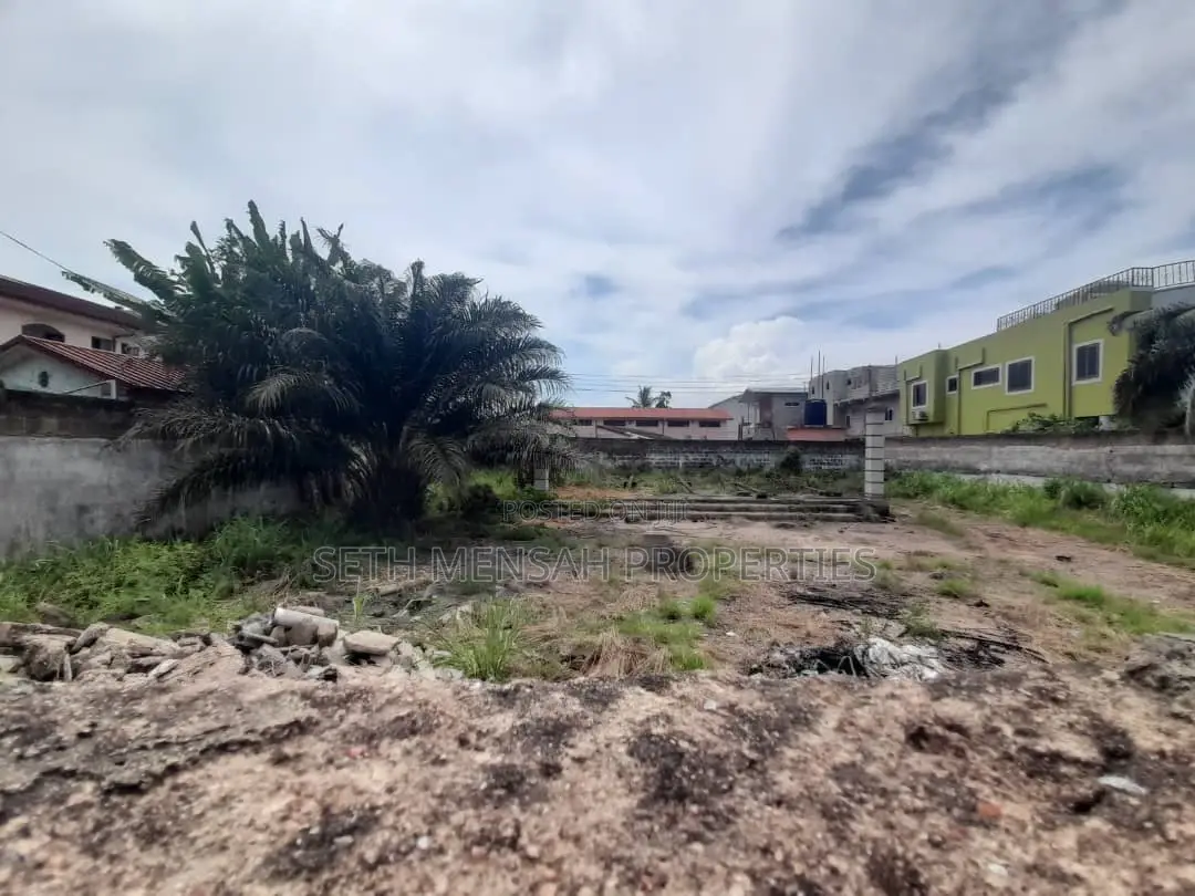 One Plot of Land for Sale at Osu