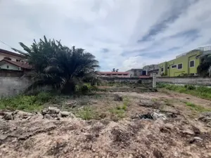 One Plot of Land for Sale at Osu