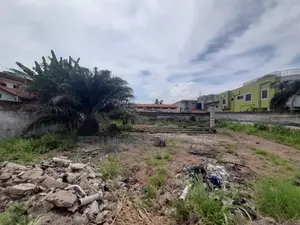 One Plot of Land for Sale at Osu