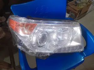 Toyota Land Cruiser 2012-2014 Headlight (2pcs)