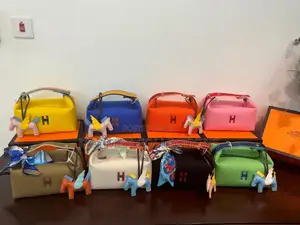 Hermes Ladies Handbag ( It Comes in a Box)
