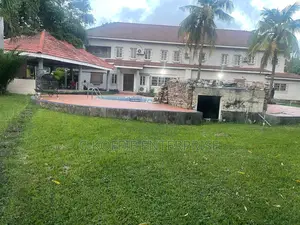 Furnished 6bdrm Mansion in Tesano for sale