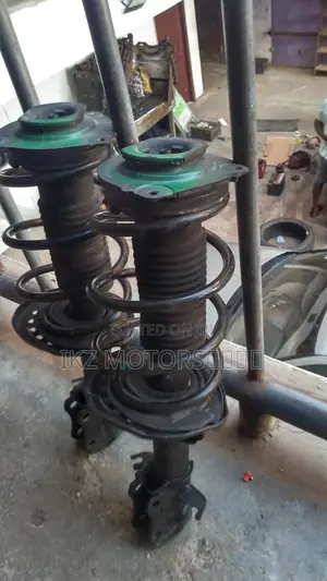 Nissan Sentra 2014-2018 Front Shocks