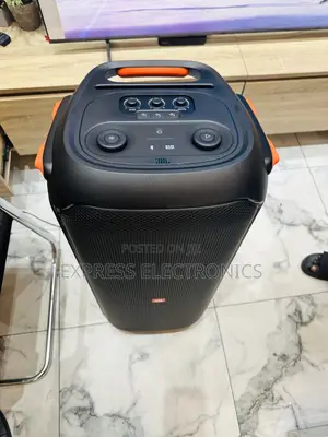 Unique Starry Night Effect Bluetooth Speaker JBL Partybox710