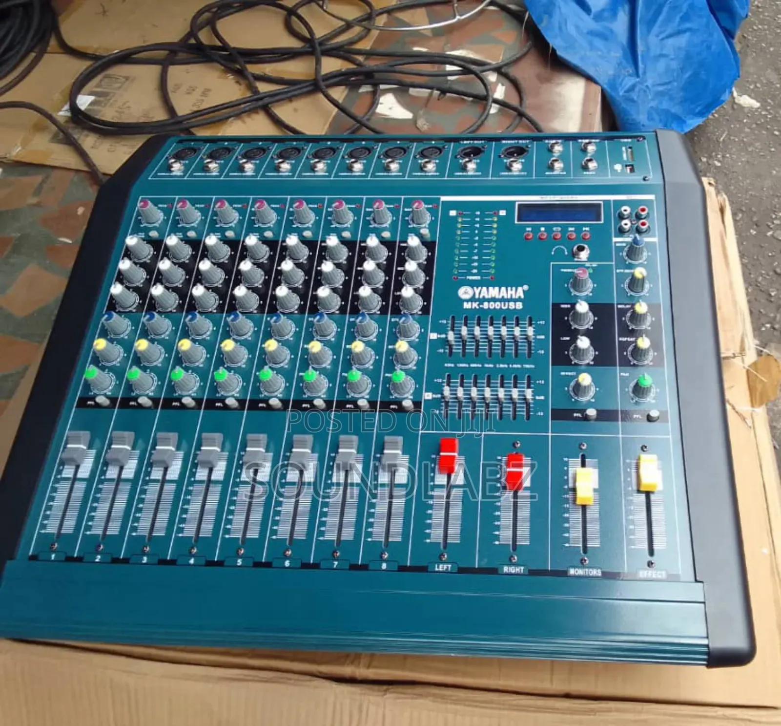 Yamaha Mk-800usb 8channel Powered Mixer