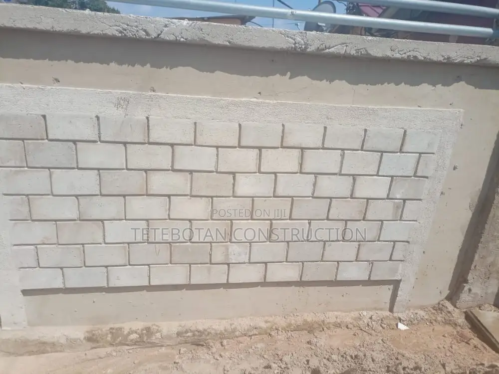 Fence Wall Design's Decor Molding by Hand Using Mortar