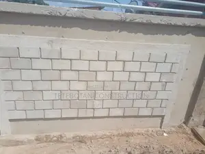 Fence Wall Design's Decor Molding by Hand Using Mortar