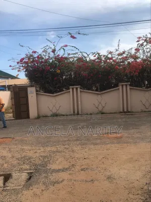 4bdrm House in Sakumono Estates, Tema Metropolitan for sale