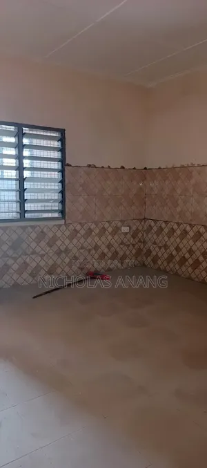 1bdrm Apartment in Dorns Properties, New Town for rent